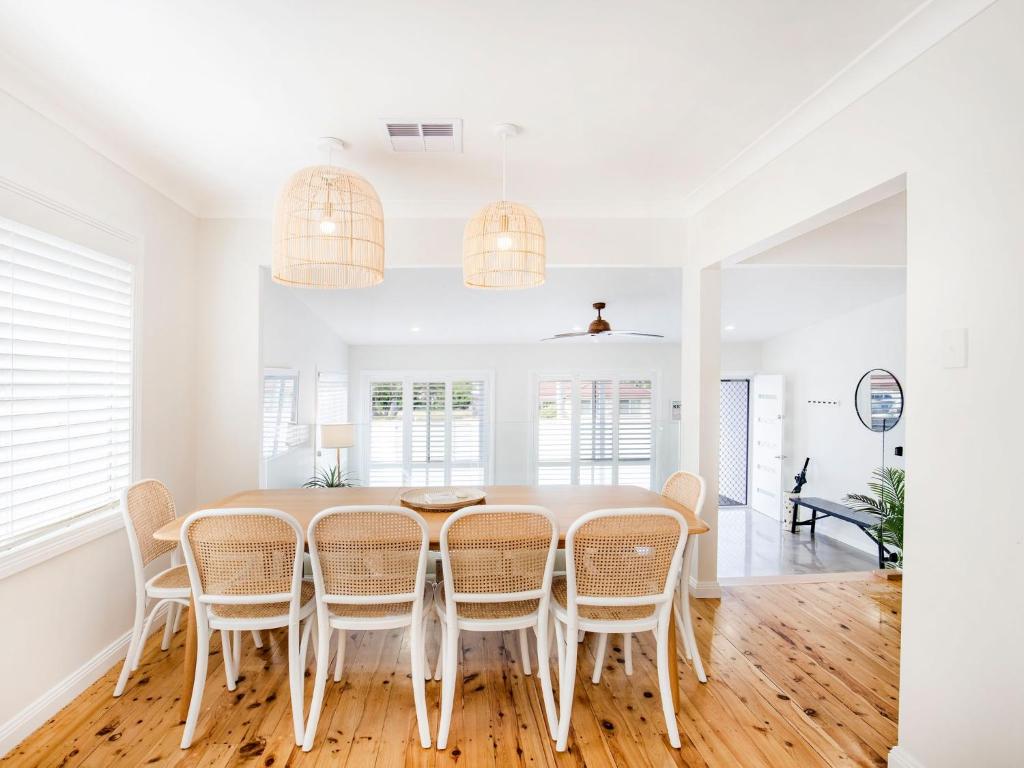 Fintry Beach House Pet Friendly 5 Mins Walk to Beach photo 4