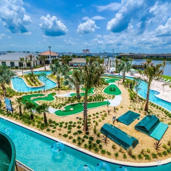 NEWLY LISTED Townhouse Storey Lake, Free Waterpark image