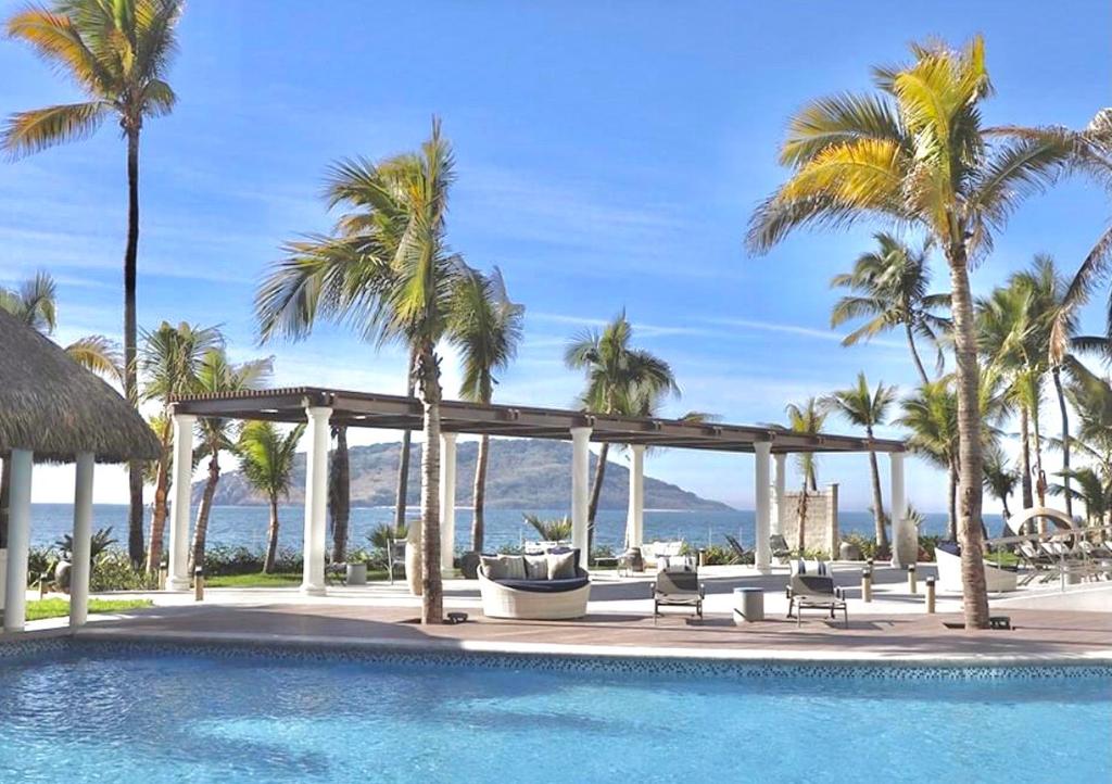 Camino Al Mar with Amazing View of the Ocean, Beach and Pool photo 1