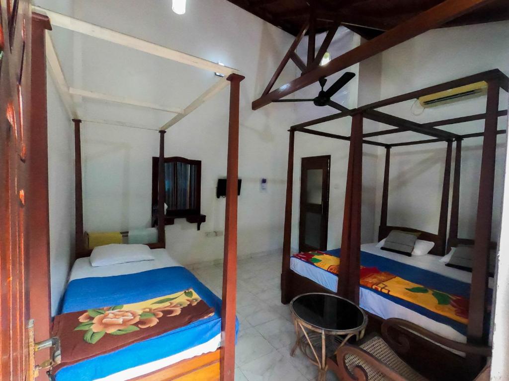 Трехместный (Трехместный номер), Fort Fifty Inn