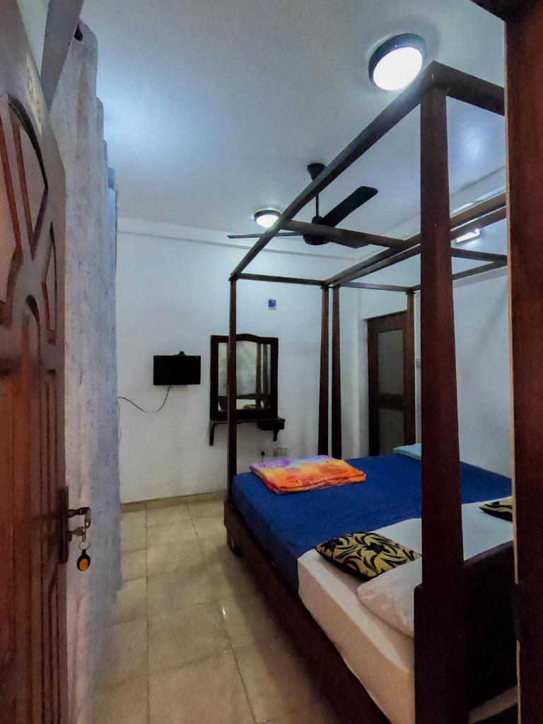 Двухместный (Двухместный номер с 1 кроватью и балконом), Fort Fifty Inn