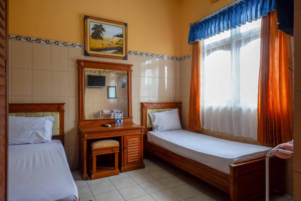 Urbanview Hotel Anugrah Kendal by RedDoorz photo 3