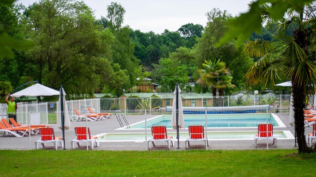 Camping Parc d'Audinac Les Bains photo 2