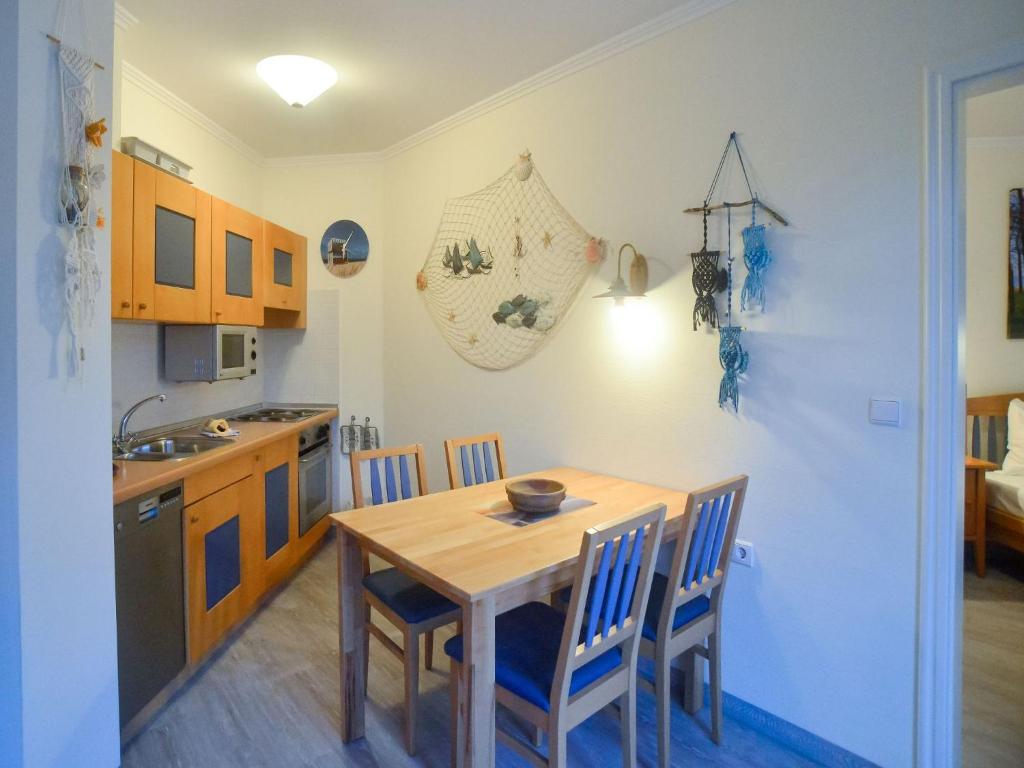 Dünenpark Binz - Komfort Ferienwohnung mit 1 Schlafzimmer und Balkon im Dachgeschoss 282 photo 4