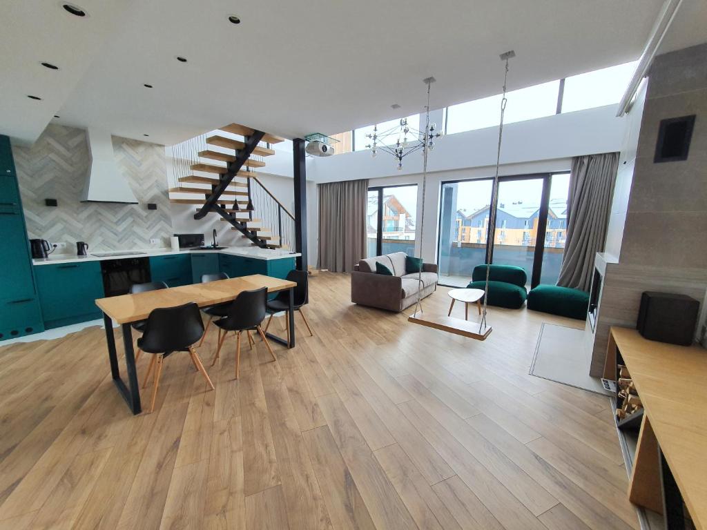 George Snow Apartments in New Gudauri - fireplace, 50m to Gondola lift photo 2