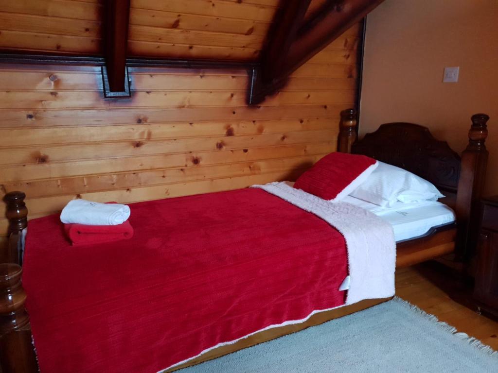 Kraljevi Konaci Olja photo 3