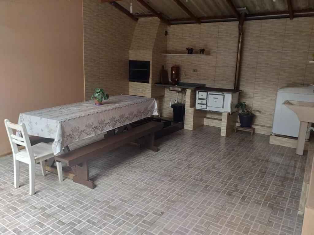 Leal house photo 1