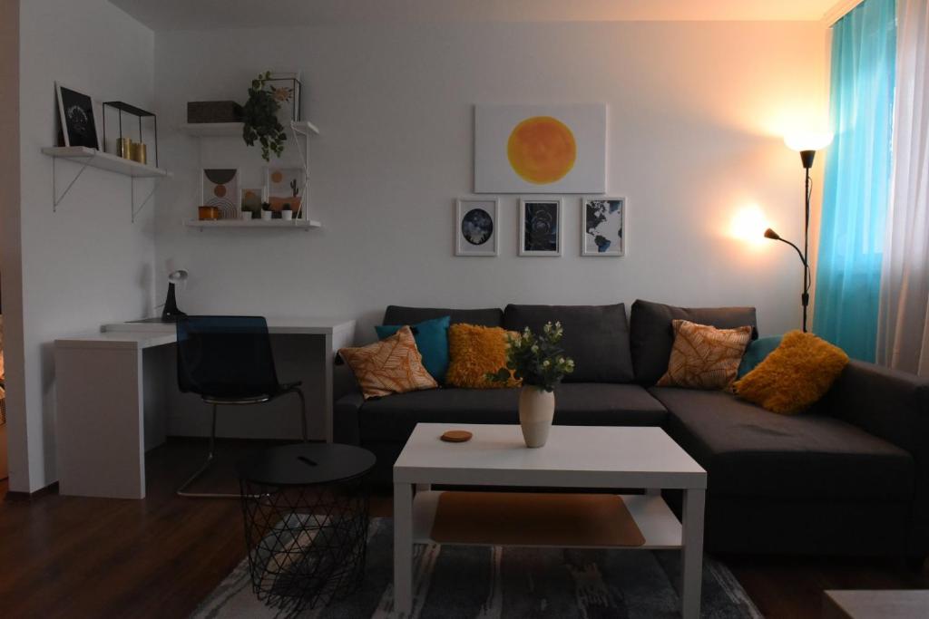 Central Apartment photo 4
