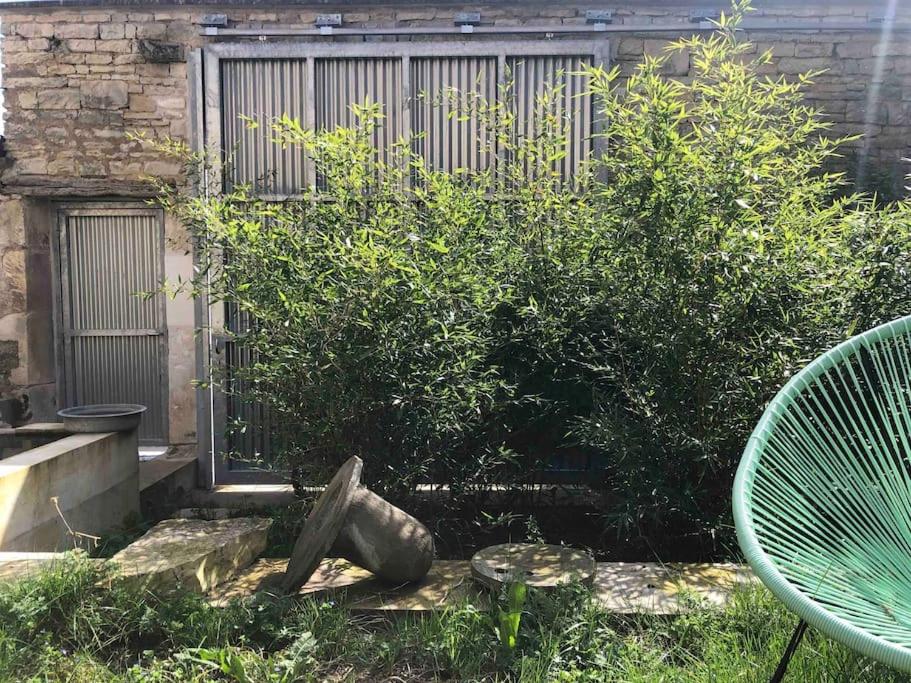 Maison au bord de l’eau d’un céramiste photo 4