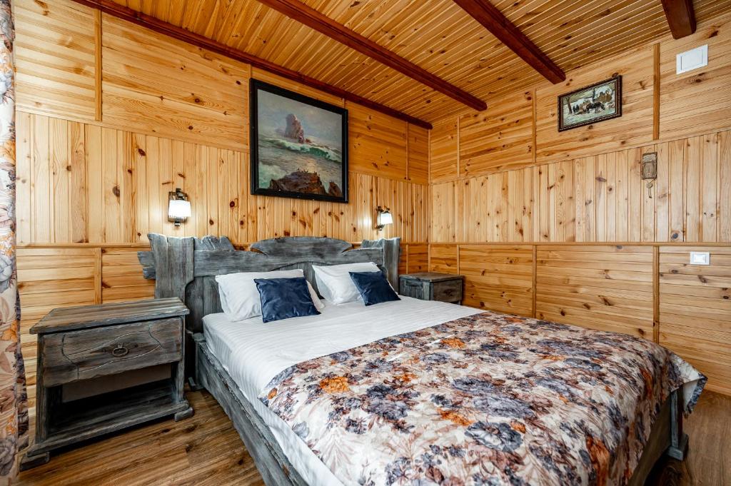 Emerald House photo 3