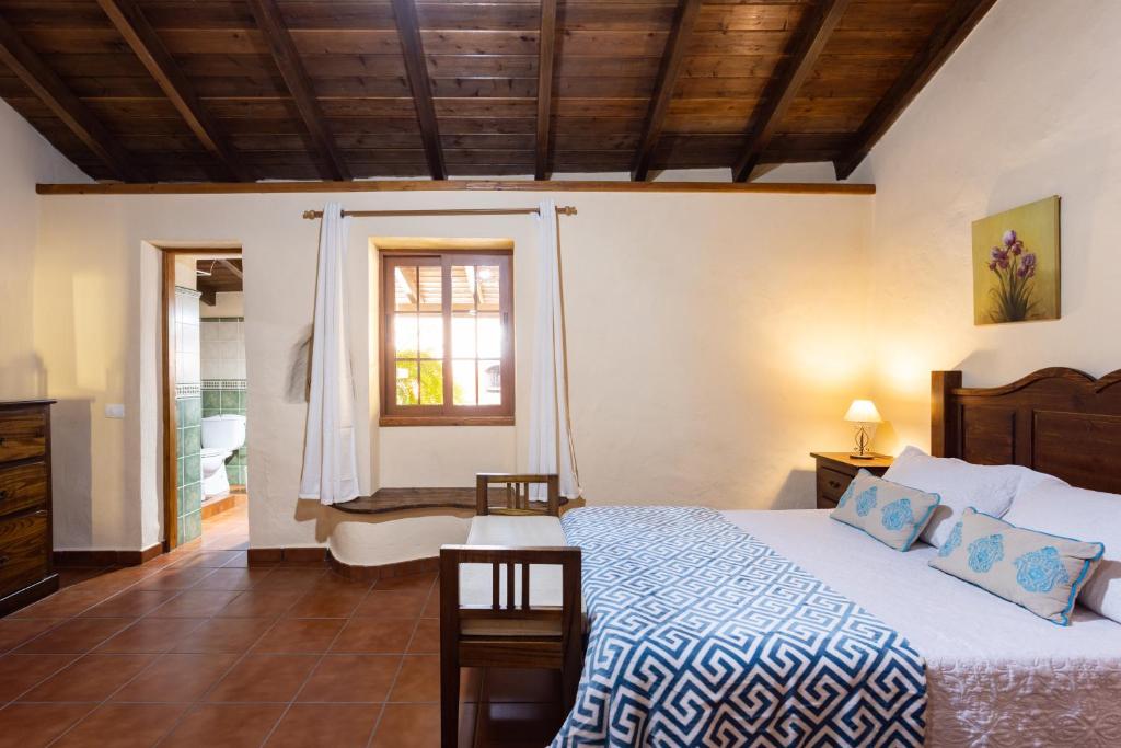 Home2Book Las Mimbreras photo 4