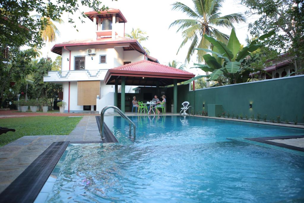 Canal Villa photo 1