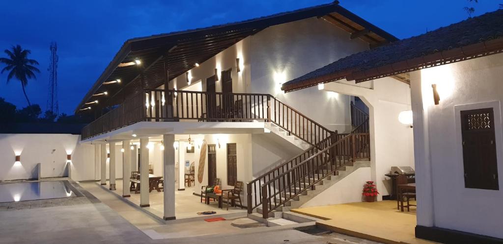 Трехместный (Трехместный номер с видом на бассейн), Ahangama Eco Villa
