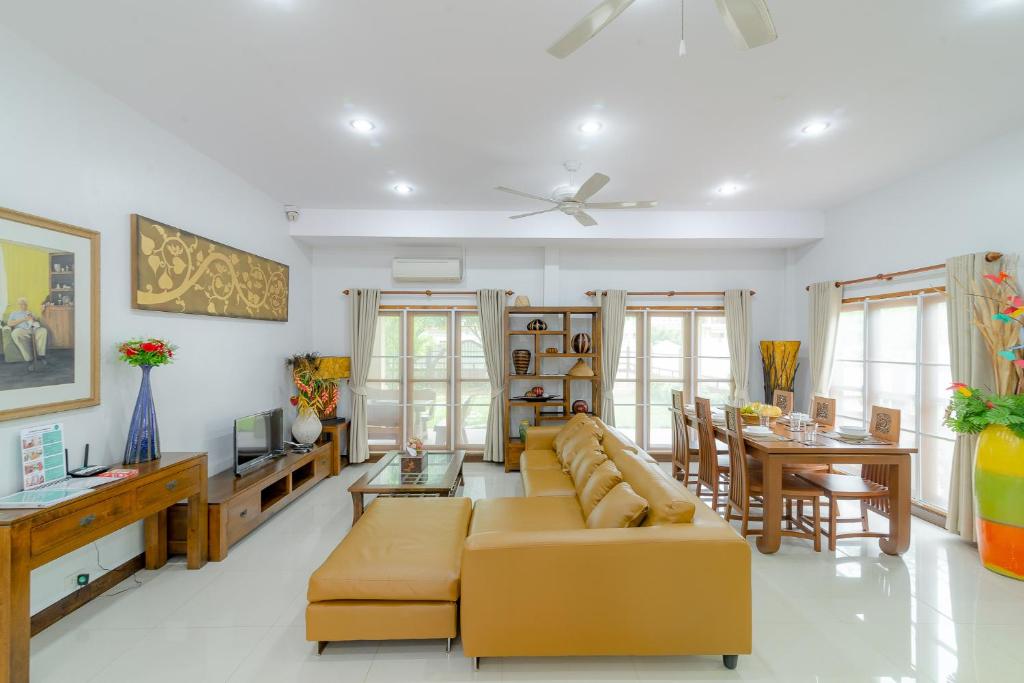 Bangsaphan Paradise Bankrut Vanilla Villa - Tap to explore photos