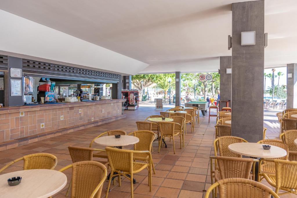Hotel Club Cala Romani photo 4