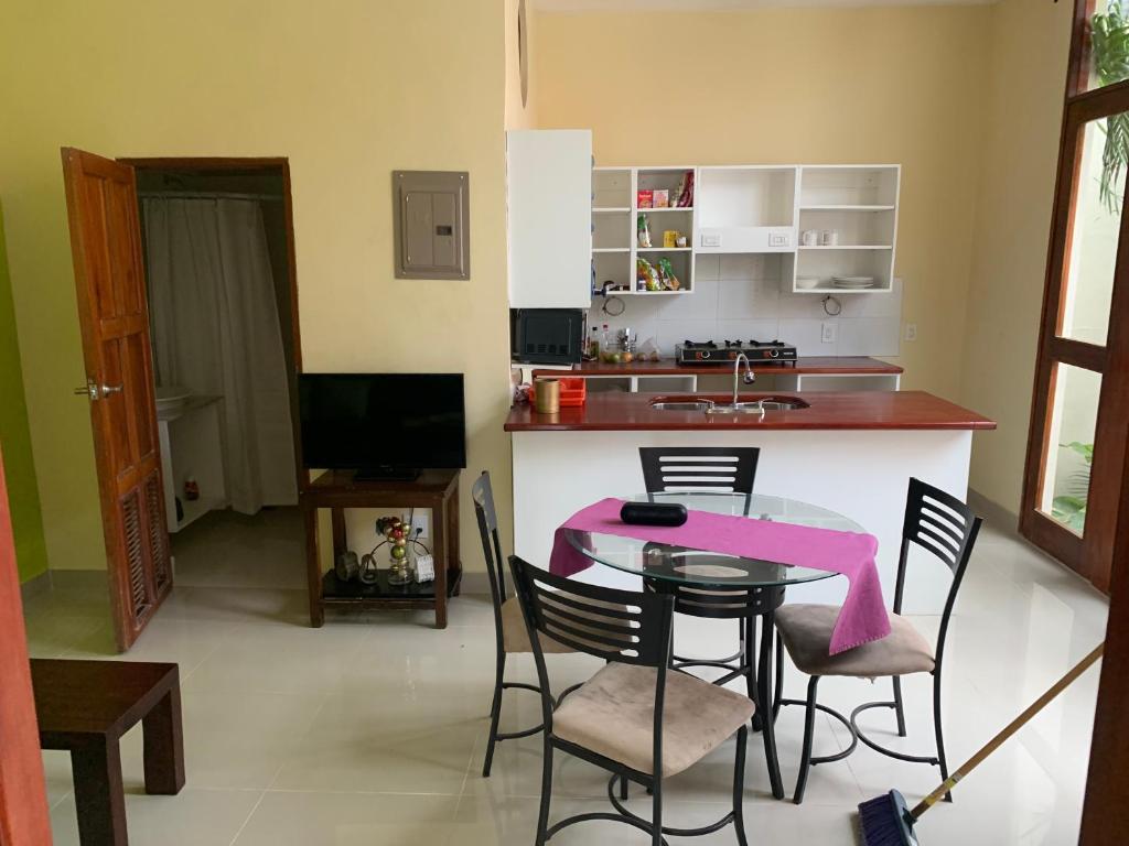 apartamentos Casa Amarilla photo 3