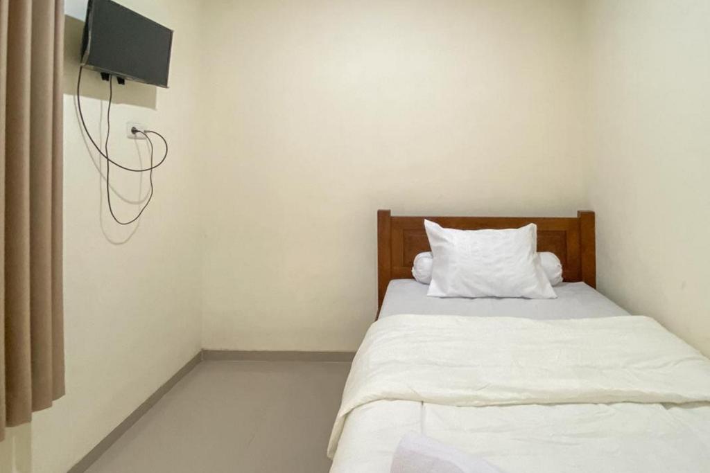 Nipa Guest House near Universitas Widyagama Mitra RedDoorz photo 1