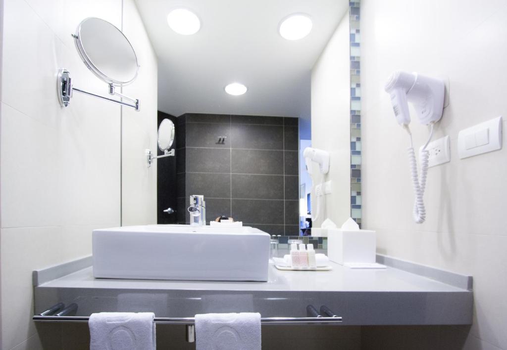Hotel Novit Room Type - Standard Double Room