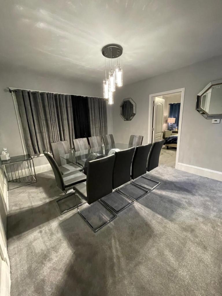 Newly Renovated 2 floor Getaway image
