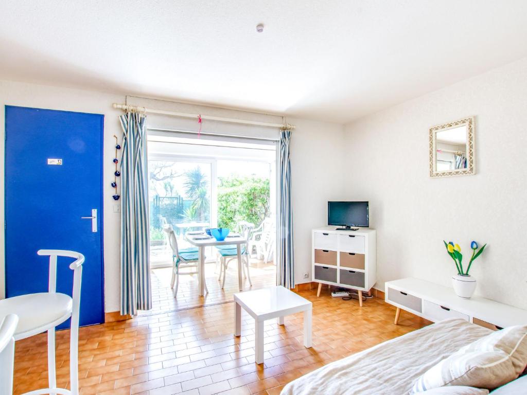 Apartment Les terrasses de la Plage-1 by Interhome photo 2