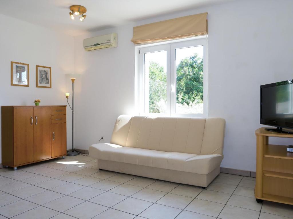 Apartment Andrea - RAB102 by Interhome photo 1