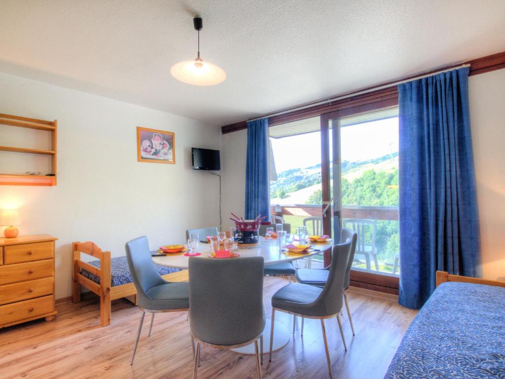 Apartment Vostok Zodiaque-55 by Interhome