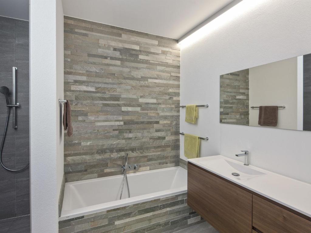 Apartment Sera Lodge- Wohnung Bietschhorn by Interhome photo 4