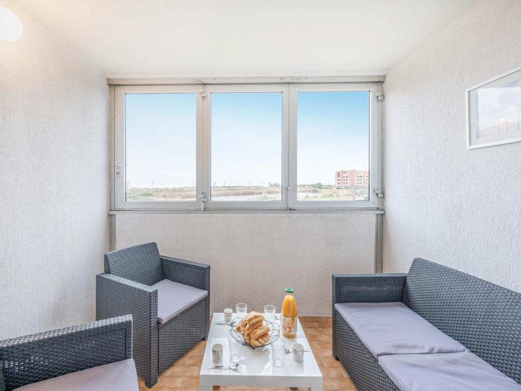 Apartment Les terrasses de la Plage-4 by Interhome photo 2