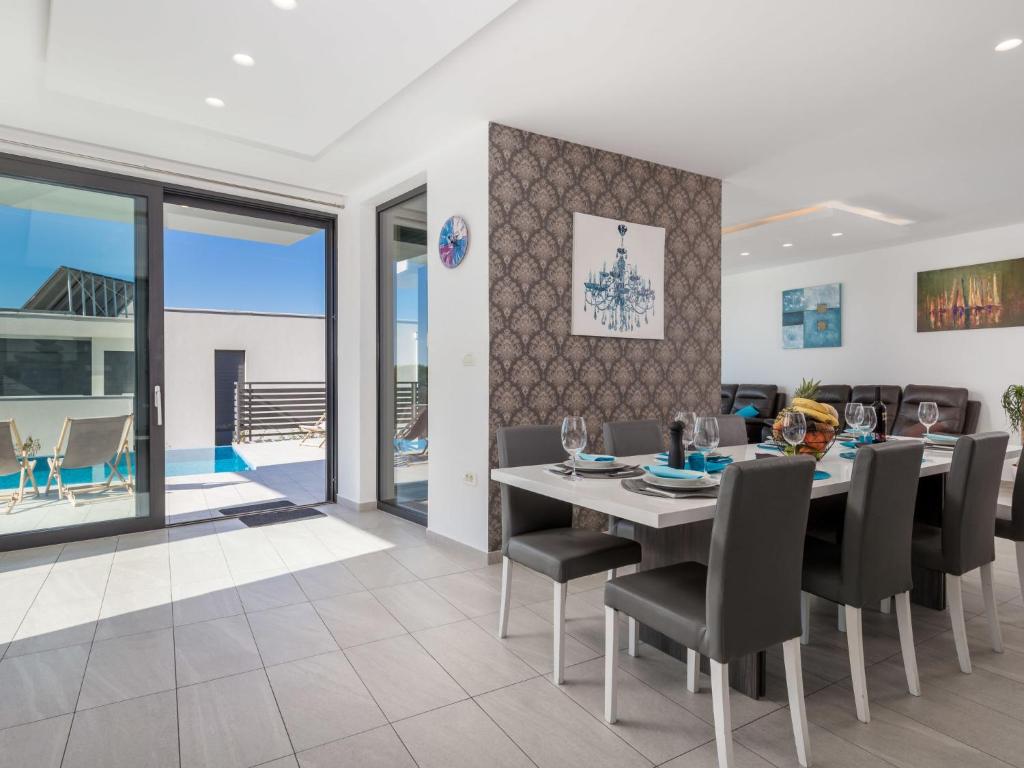 Apartment Albi by Interhome photo 4