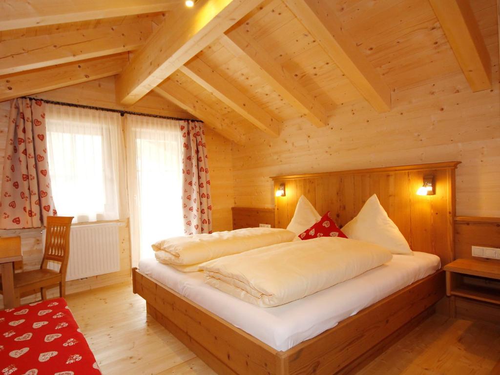 Chalet Antonia-1 by Interhome photo 3