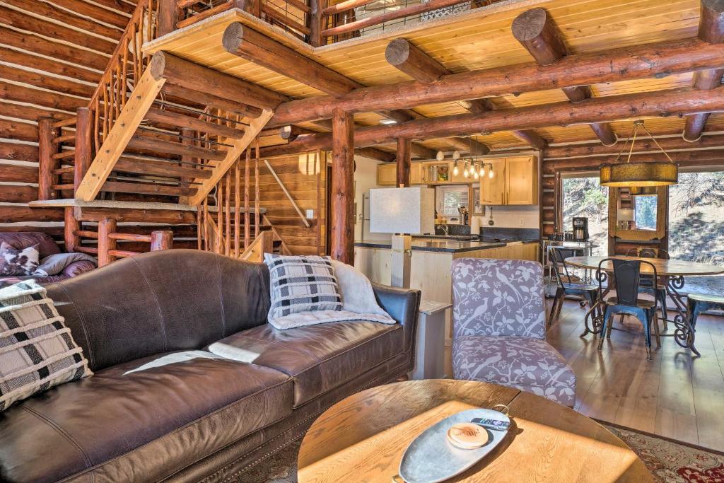 Classic Colorado Log Home with Mountain Views! photo 3