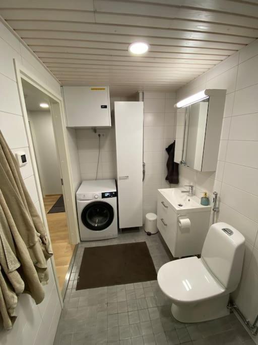 Modern two bedroom apartment near Helsinki Airport photo 4