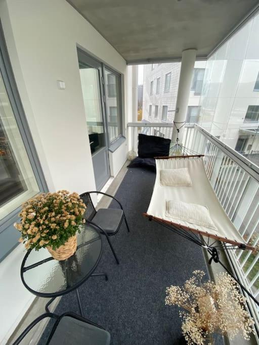 Modern two bedroom apartment near Helsinki Airport photo 2