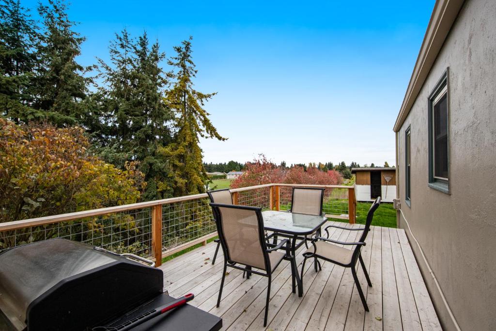 French Country Charm in Sequim photo 2