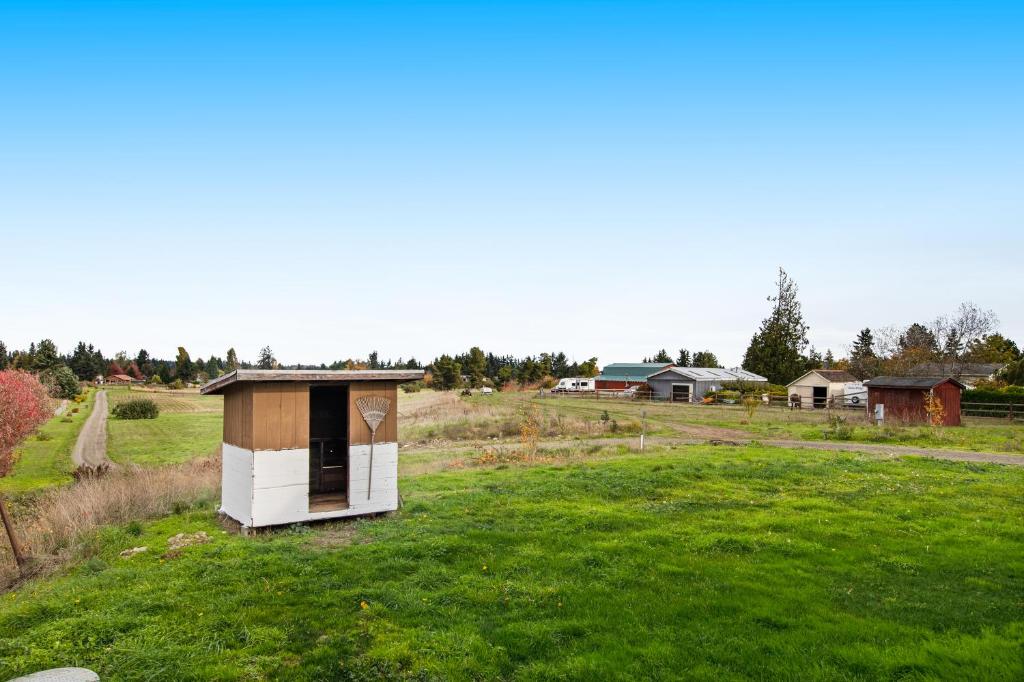 French Country Charm in Sequim photo 3