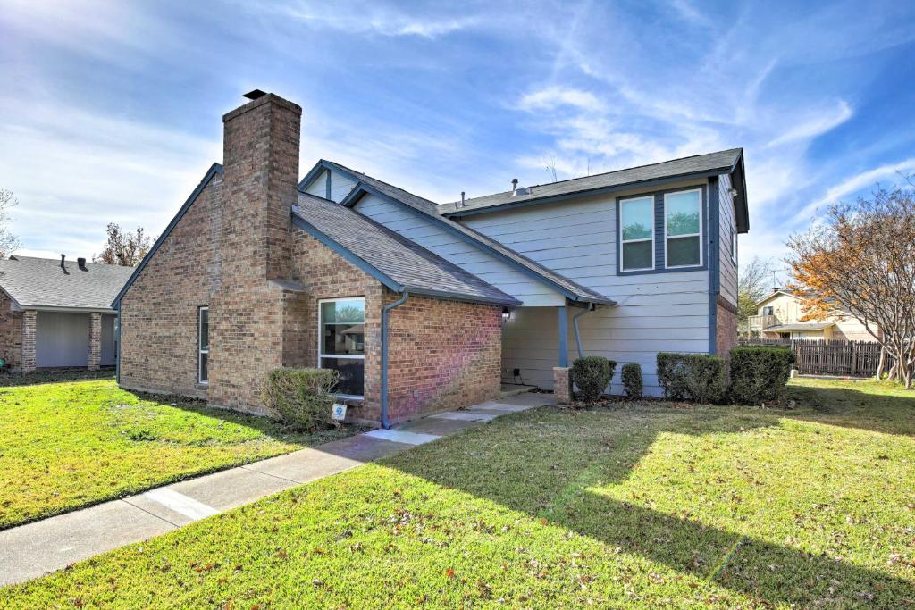 Lovely Richardson Home with Hot Tub Near Dallas! photo 1