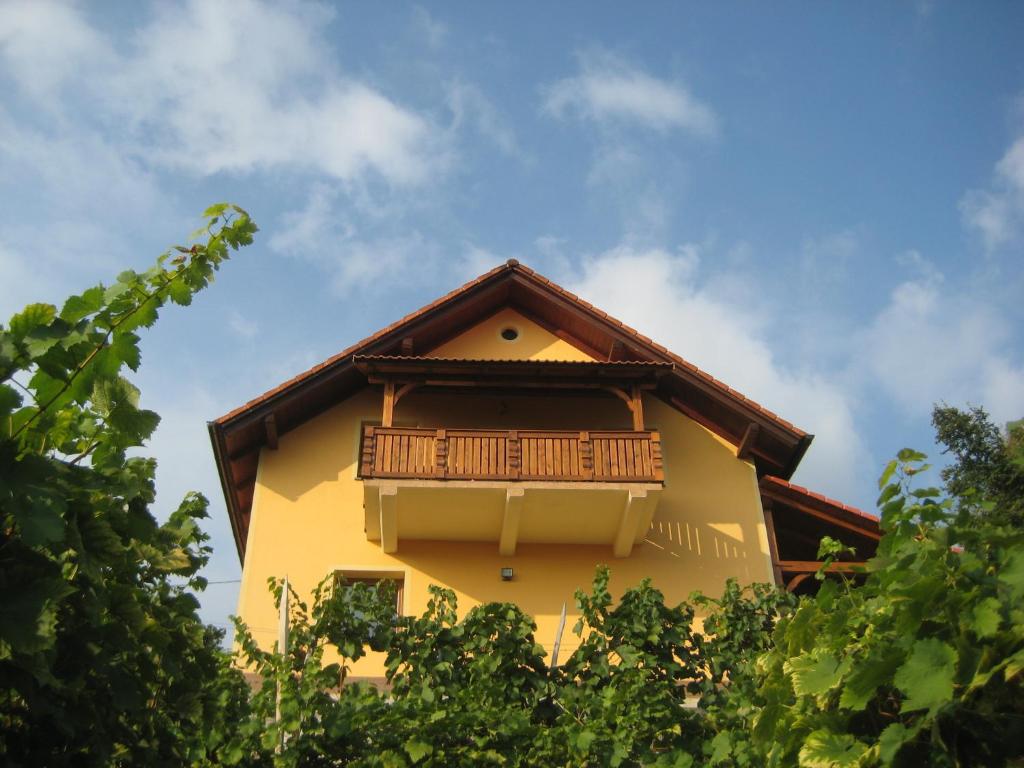 Vineyard Cottage Ucman photo 2