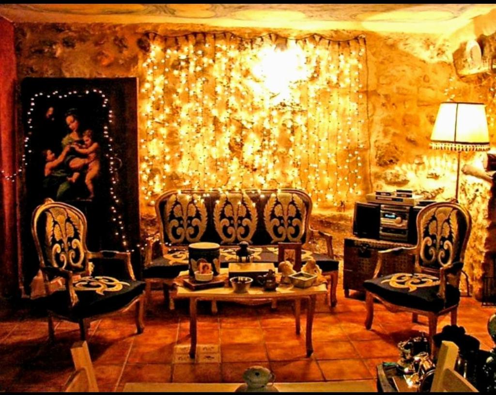 Room in Lodge - Romantic getaway to Cuenca at Christmas photo 1