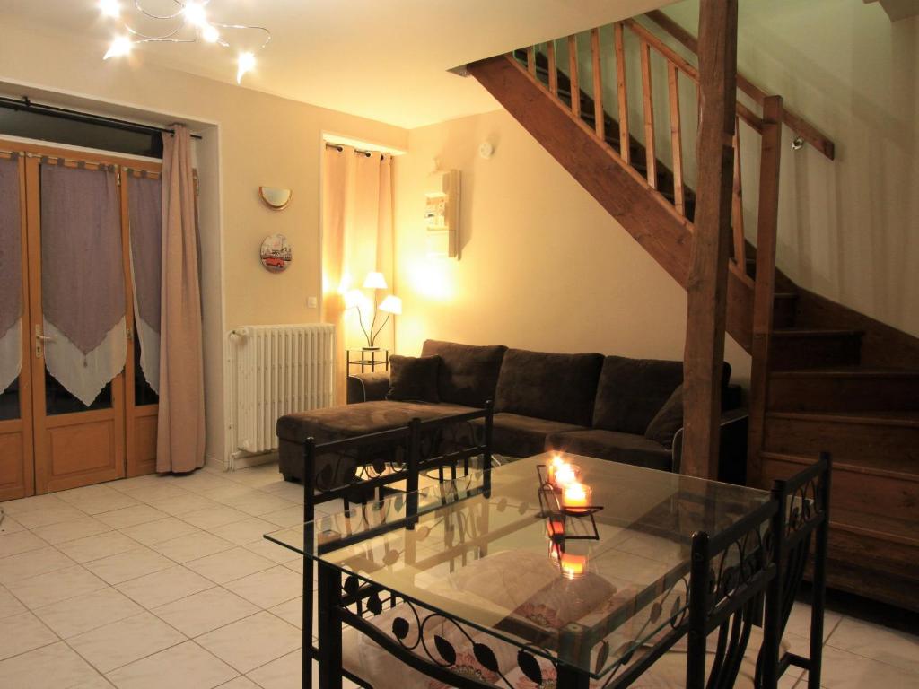 Gîte Lorcy, 2 pièces, 2 personnes - FR-1-590-175