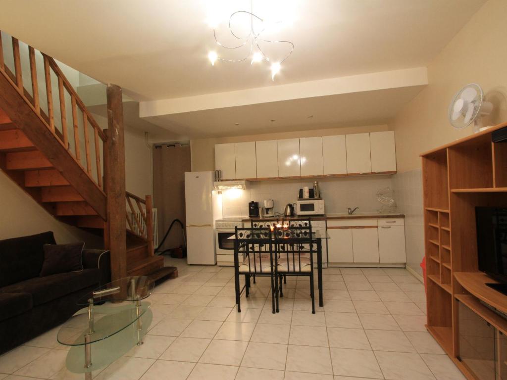 Gîte Lorcy, 2 pièces, 2 personnes - FR-1-590-175 photo 1