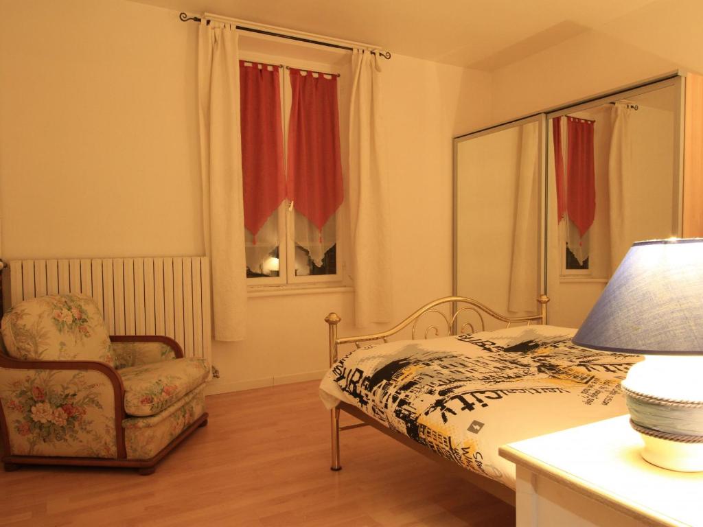Gîte Lorcy, 2 pièces, 2 personnes - FR-1-590-175 photo 4