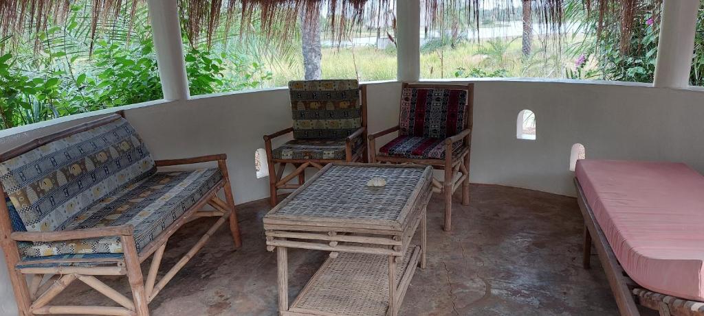 Esperanto Lodge photo 1
