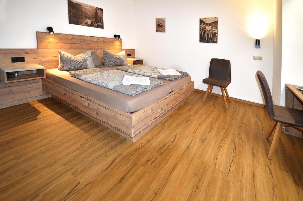 Gasthof Hotel zur Post photo 1