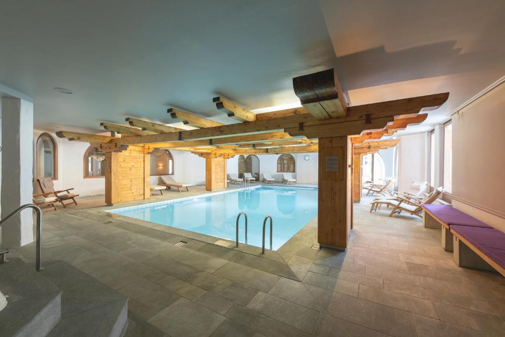 Hotel Rosatsch photo 4