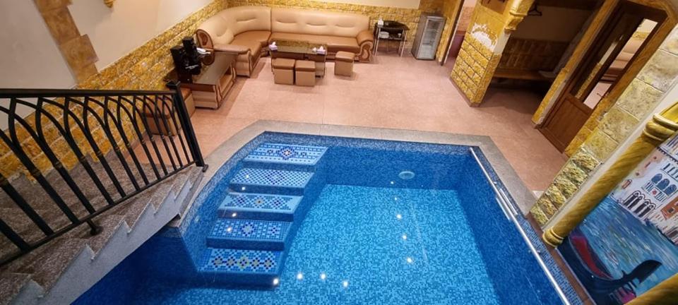 Ureni Hotel photo 2