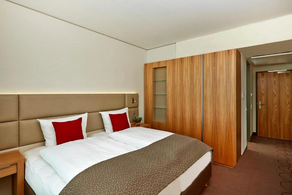 H4 Hotel München Messe Room Type - Superior Double or Twin Room