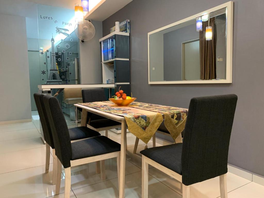 KS1 HOMESTAY SKY MIRROR DOUBLE STOREY HOUSE (4BR) photo 4