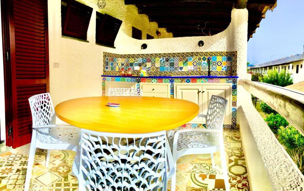 Apartment Suite residence al porto Vulcano photo 2