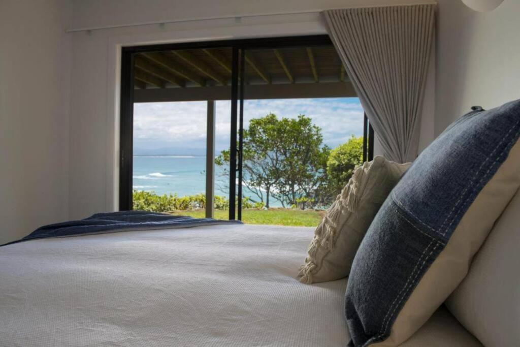 Fuller Holidays - Jane's on Wategos Unit 2, 37 Marine Pde-2 Bed Villa photo 3