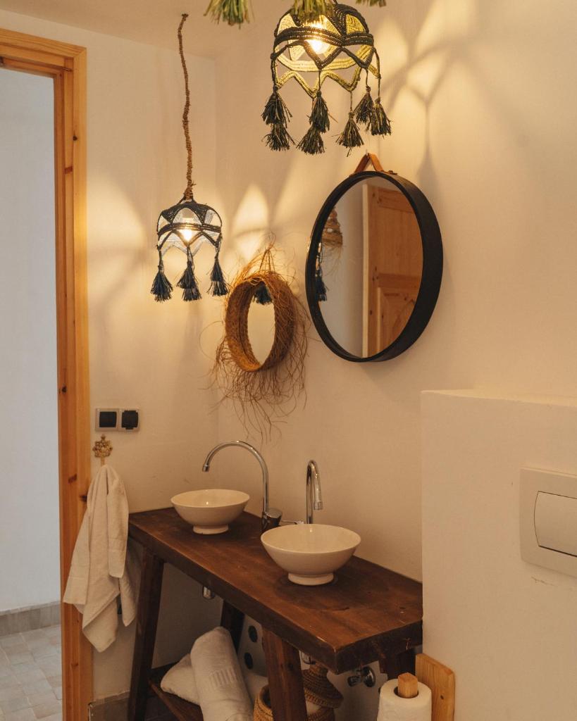 Blue Waves Boutique Hostel photo 2